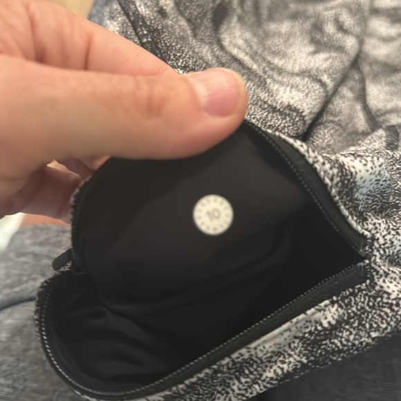 Lululemon Pace Rival Crop Size 10 - Picture 9 of 10